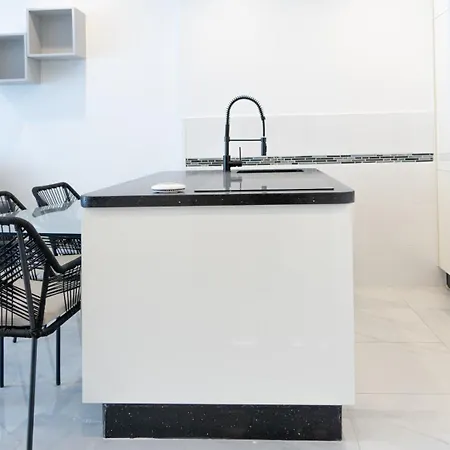 Flore Penthouse * 帕莱索海滩