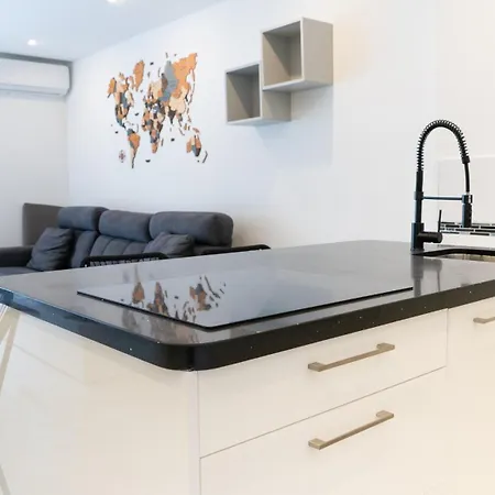 Flore Penthouse
