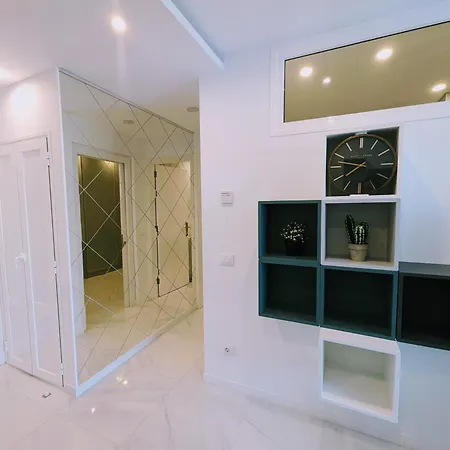 Flore Penthouse דירה